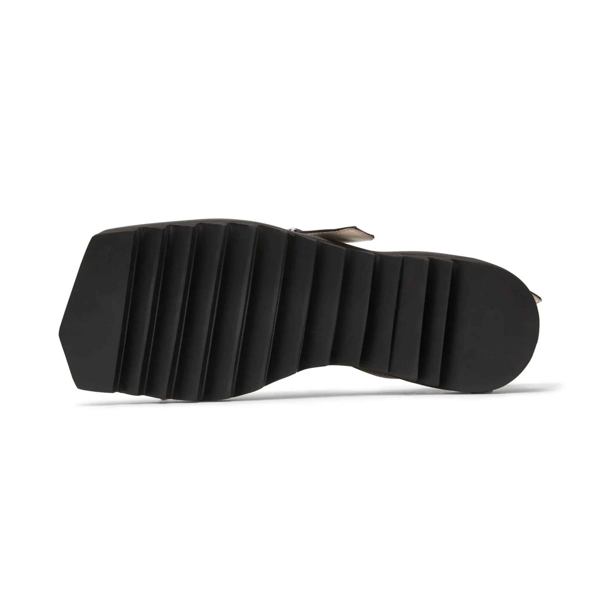 Bevel Head Gear Bottom Buckle Loafers in Black