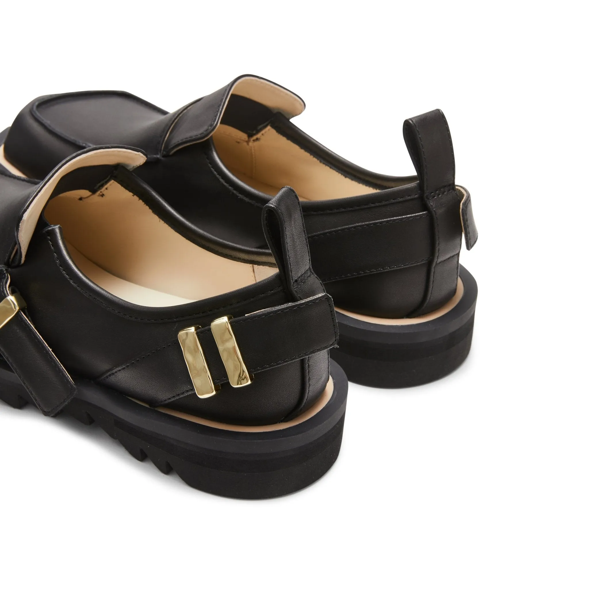 Bevel Head Gear Bottom Buckle Loafers in Black