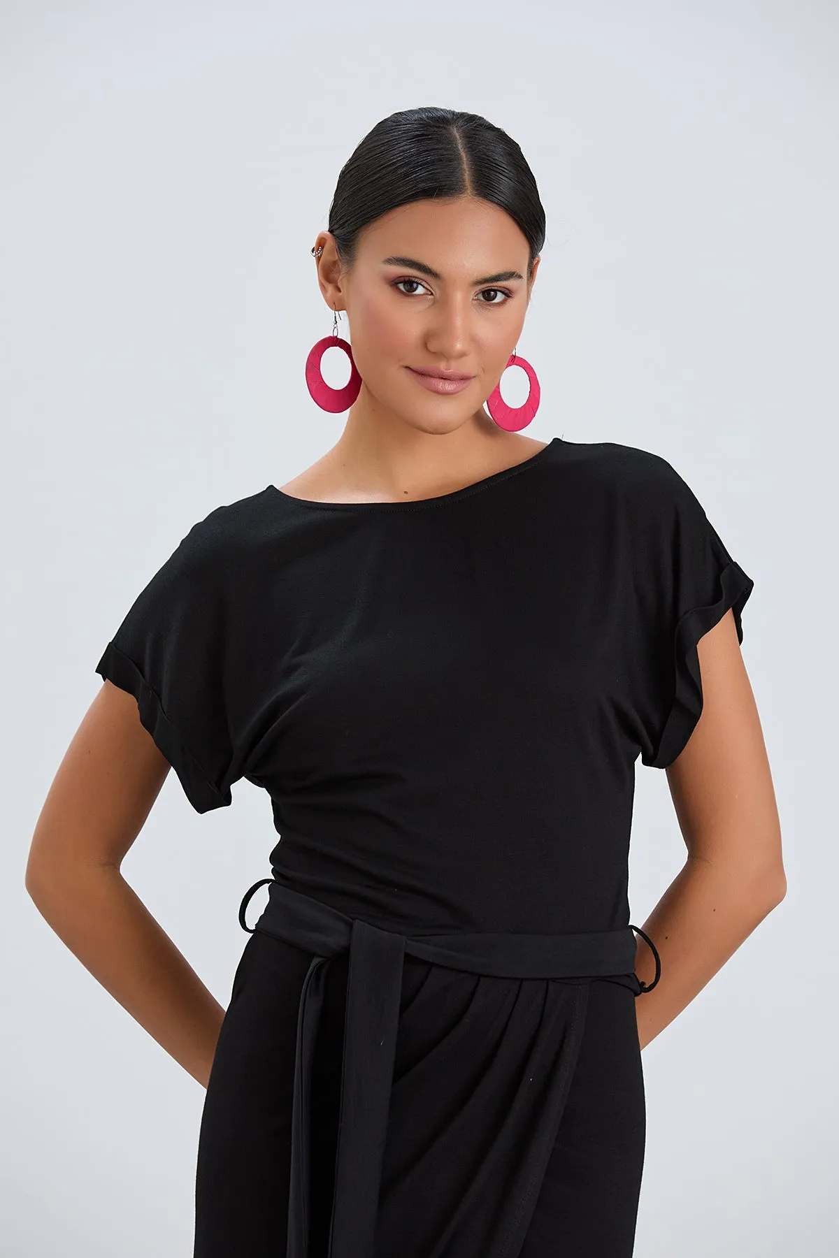 Classic Wrap Midi Dress in Timeless Black